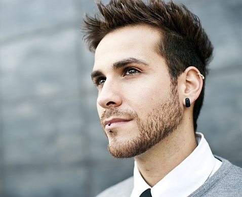 Piercings in the Workplace: How to Balance Professionalism and Personal Style